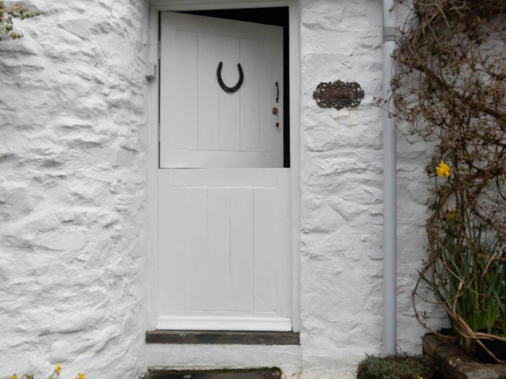 Secluded Holiday Home In Ceredigion With Garden Pennant  Eksteriør bilde